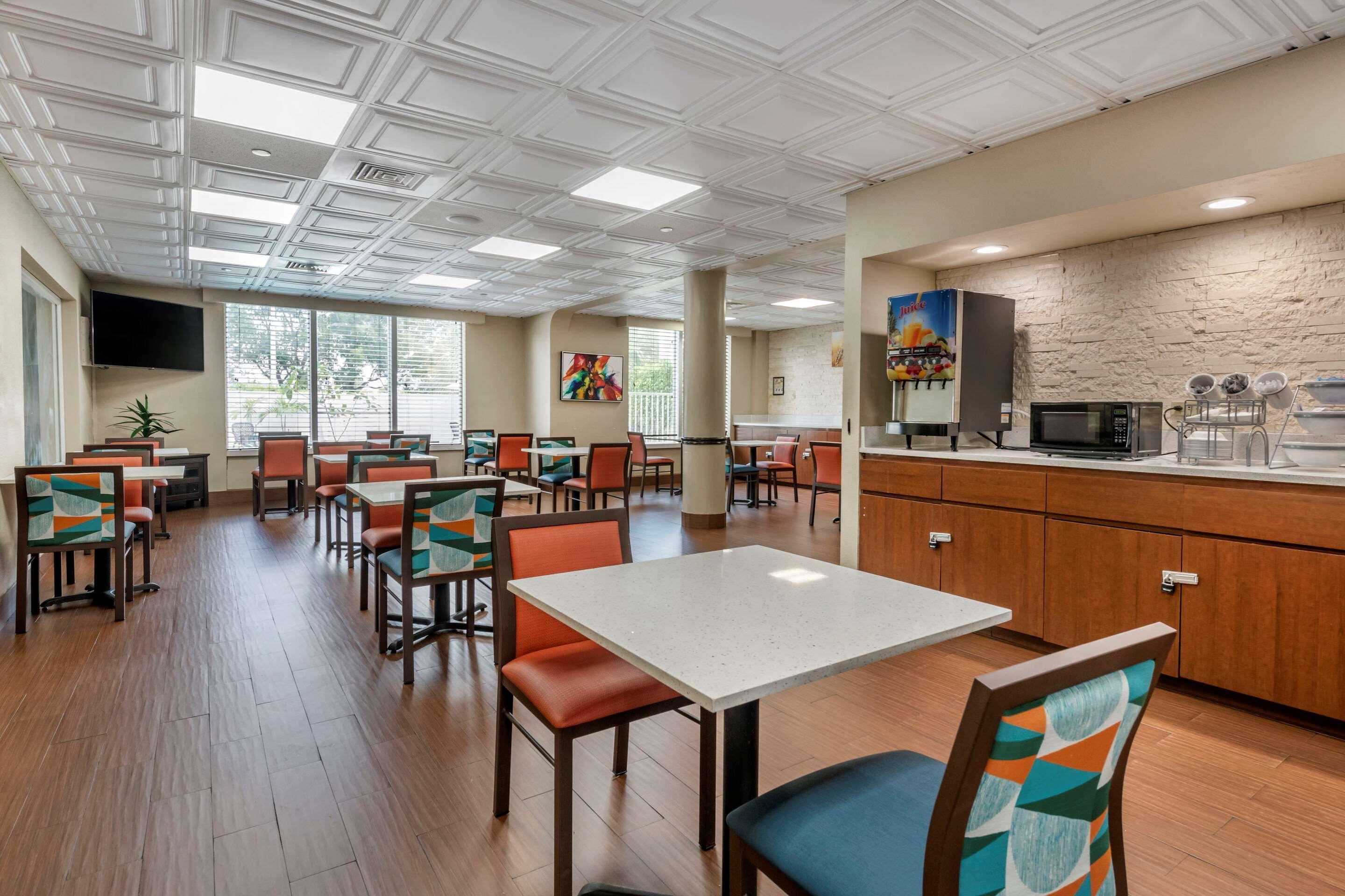 Comfort Suites Sawgrass Tamarac Exterior foto