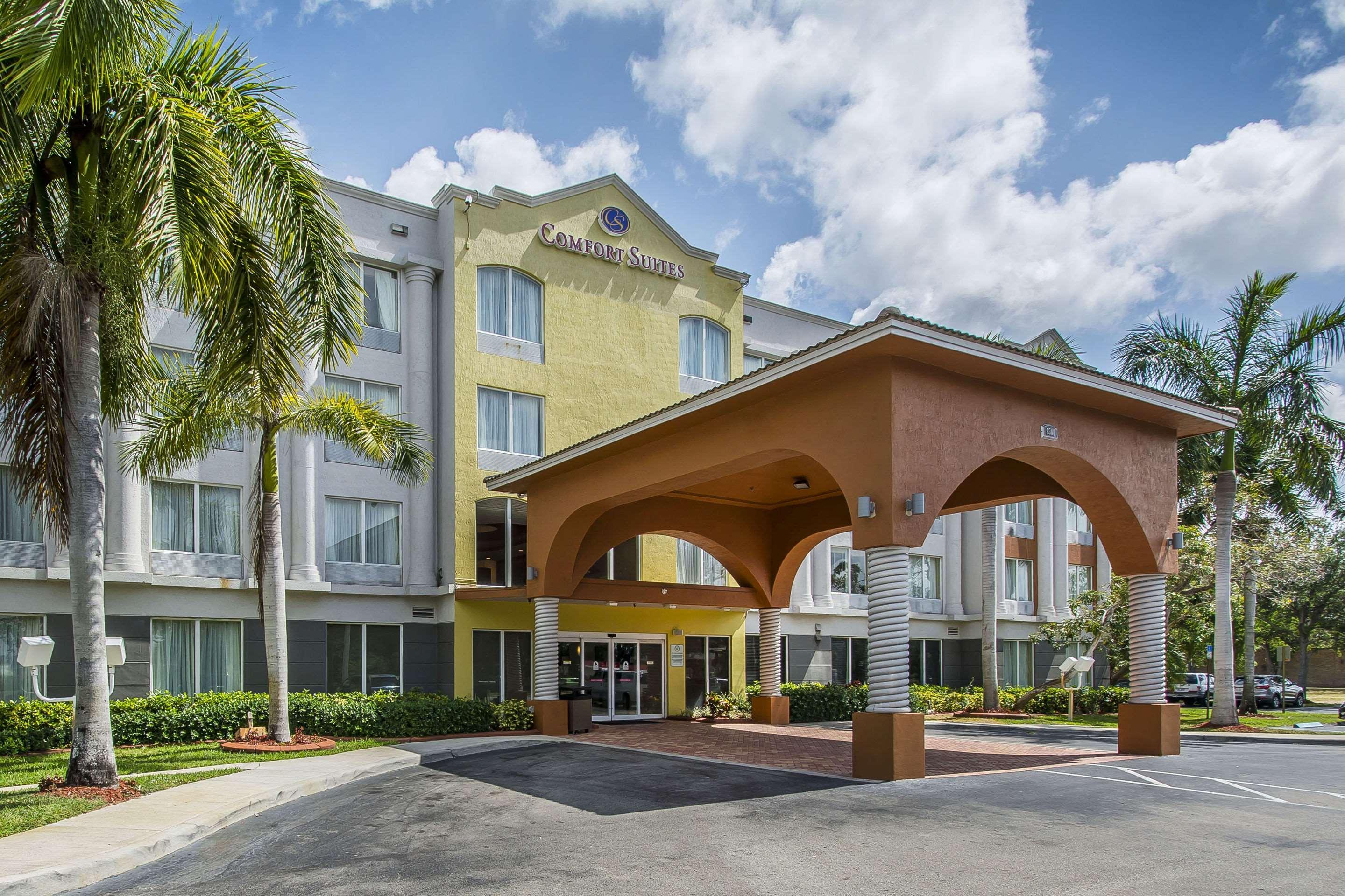 Comfort Suites Sawgrass Tamarac Exterior foto